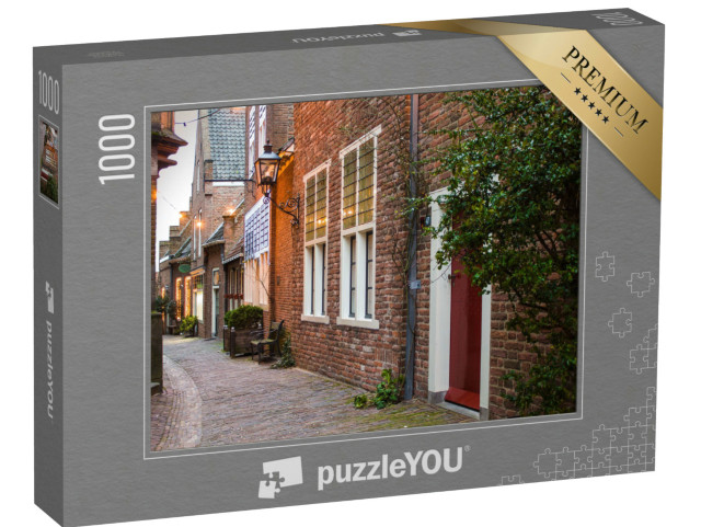 Puzzel 1000 stukjes „Oude straat in het centrum van Nijmegen, vlakbij de Sint-Stevenskathedraal“