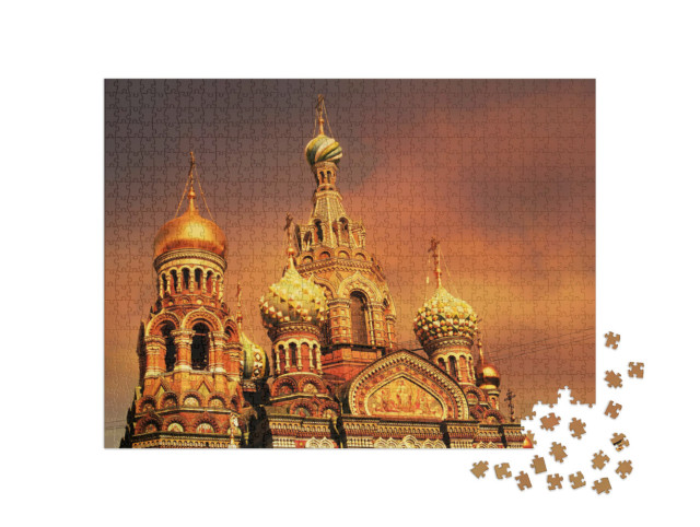 Puzzel 1000 stukjes „Kerk van de Verlosser van St. Petersburg bij zonsondergang, Rusland“
