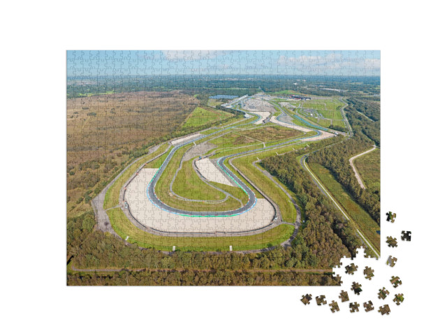 Puzzel 1000 stukjes „Luchtfoto van het circuit in Assen, Nederland“