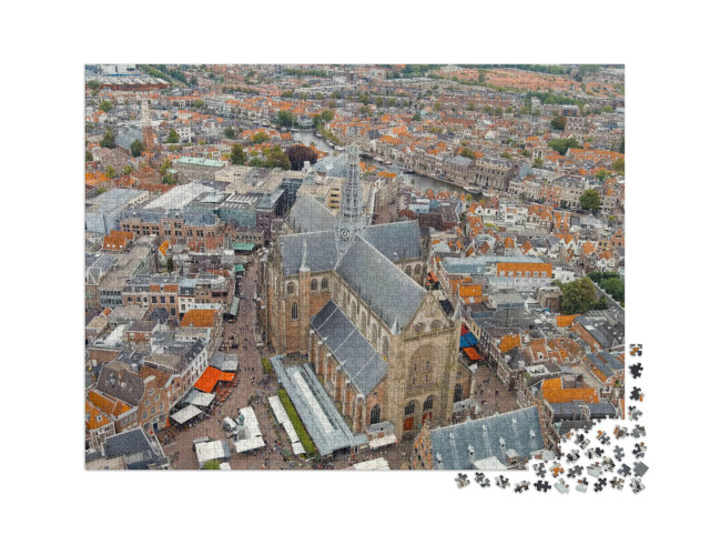 Puzzel 2000 stukjes „Haarlem, Sint-Bavokerk met panoramisch uitzicht over het centrum van Haarlem“