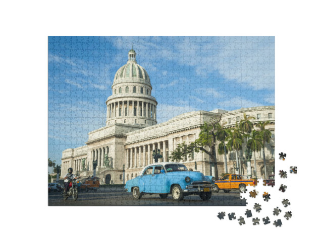 Puzzel 1000 stukjes „Amerikaanse vintage taxi's in Havana, Cuba“