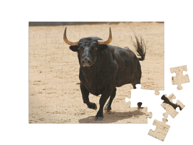 Puzzel 48 stukjes „Zwarte Spaanse stier in de arena“