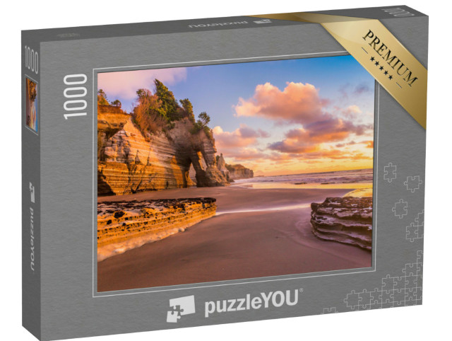 Puzzel 1000 stukjes „Zonsondergang op een rotsstrand in het Taranaki district, Nieuw-Zeeland“