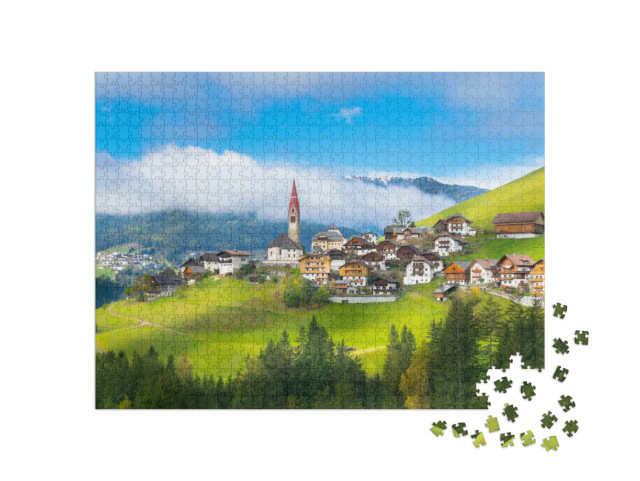 Puzzel 1000 stukjes „Prachtig uitzicht op Pieve di Marebbe, Bolzano, Italië“