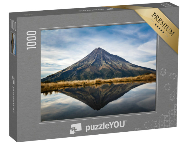 Puzzel 1000 stukjes „Perfecte weerspiegeling van de vulkaan Taranaki op het Noordereiland van Nieuw-Zeeland“