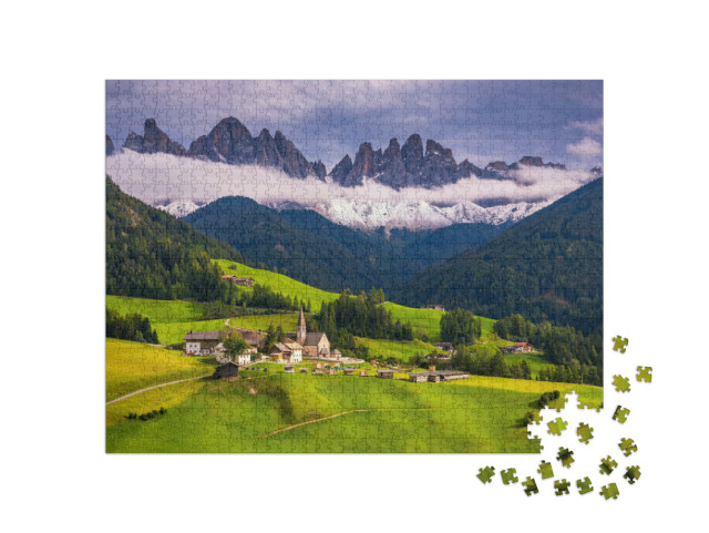 Puzzel 1000 stukjes „St. Magdalena dorp in de Val di Funes vallei, Zuid-Tirol“