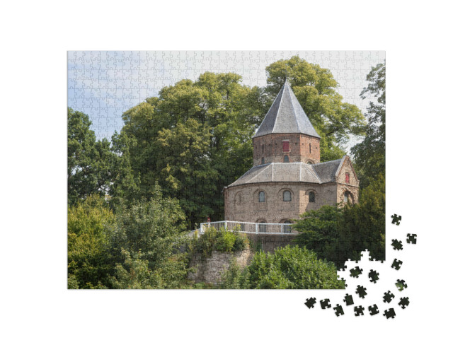 Puzzel 1000 stukjes „Nicolaaskapel in Valkhofpark, Nijmegen“