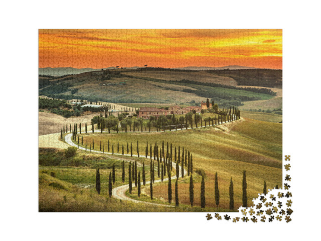Puzzel 2000 stukjes „Zonsondergang over het landschap van Toscane, Italië“