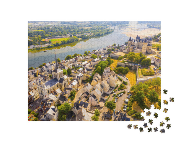 Puzzel 1000 stukjes „Stad Saumur met middeleeuws kasteel aan de oevers van de Loire, Frankrijk“