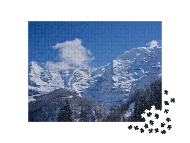 Puzzel 1000 stukjes „Panorama van de Berner Alpen met de bergtoppen Eiger, Mönch en Jungfrau, Zwitserland“