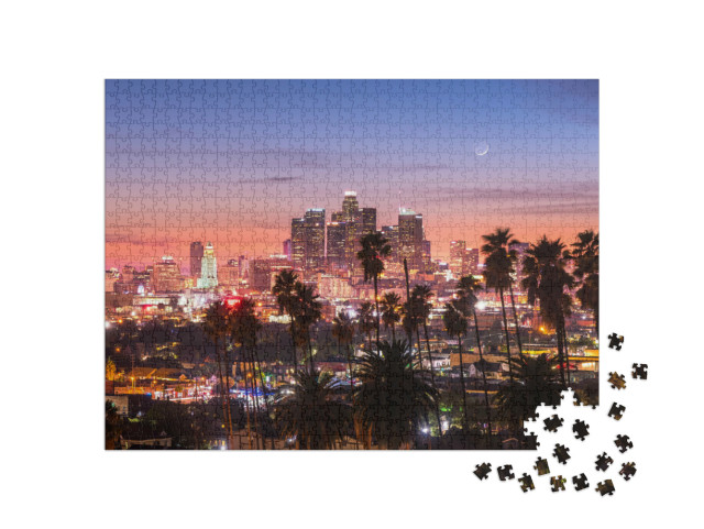 Puzzel 1000 stukjes „Een zonsondergang door de palmbomen, Los Angeles, Californië“